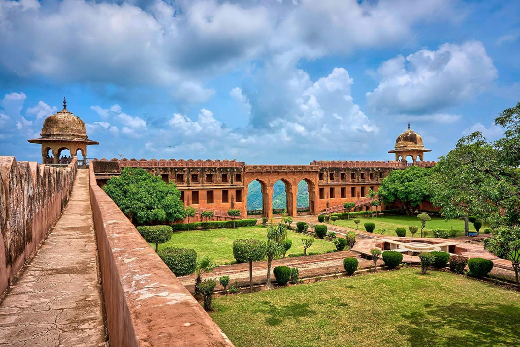 Jaigarh Fort Architecture , National Media